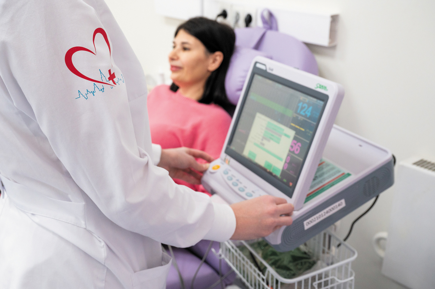 Особенности ведения родов  и послеродового периода